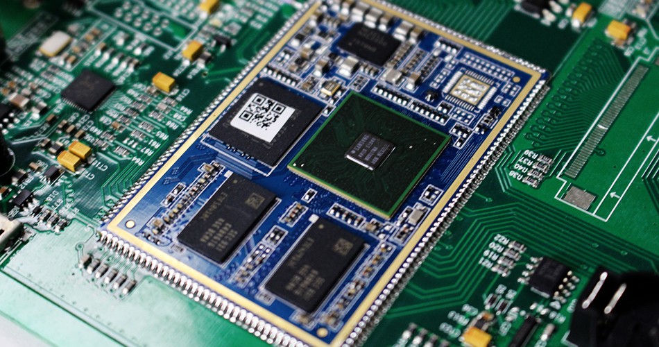 Tecnologia de microssoldagem no processamento de PCBA