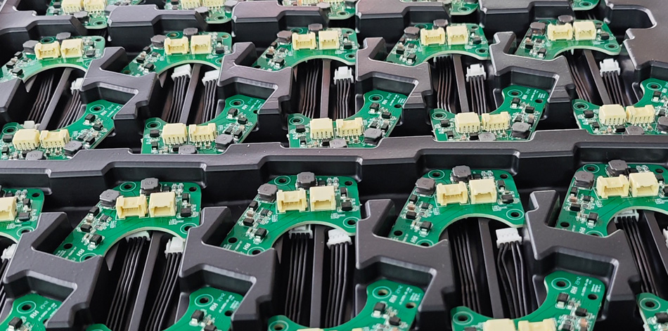 Por que um relacionamento próximo da cadeia de suprimentos é tão importante para a entrega na fábrica do PCBA?