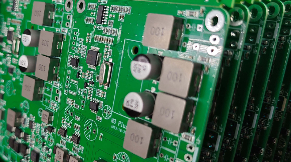 Como avaliar as capacidades especiais de processamento de materiais das fábricas de PCBA?
