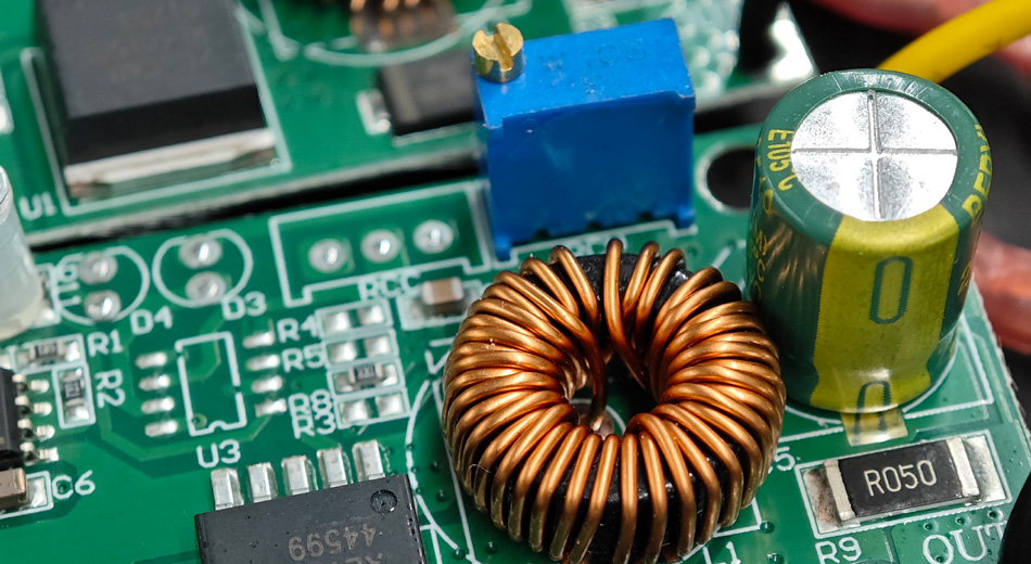 Estudo de caso de sucesso da fábrica PCBA: fatores-chave na seleção de parceiros