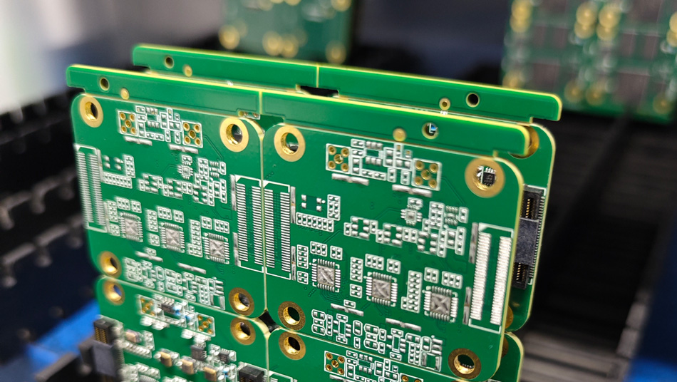 Explorando Processos de Produção Verde e Tendências de Desenvolvimento Futuro em Fábricas de PCBA