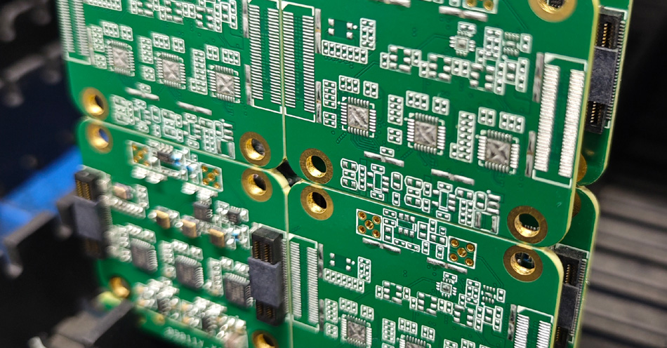 Como o gerenciamento de compras em uma fábrica de PCBA afeta os custos gerais?