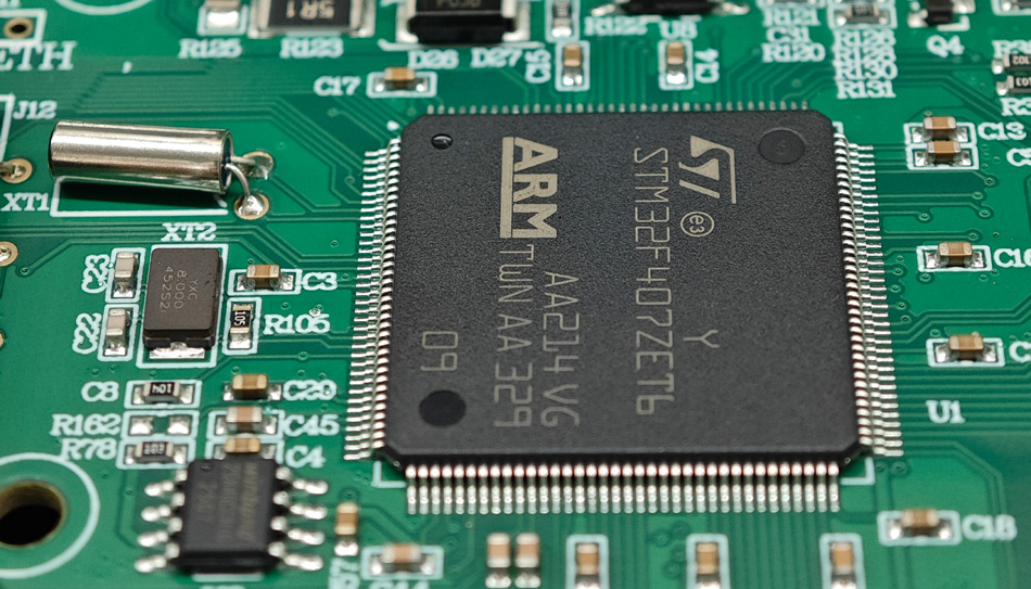 Como avaliar as capacidades de uma fábrica de PCBA em processamento de PCB de alta densidade?