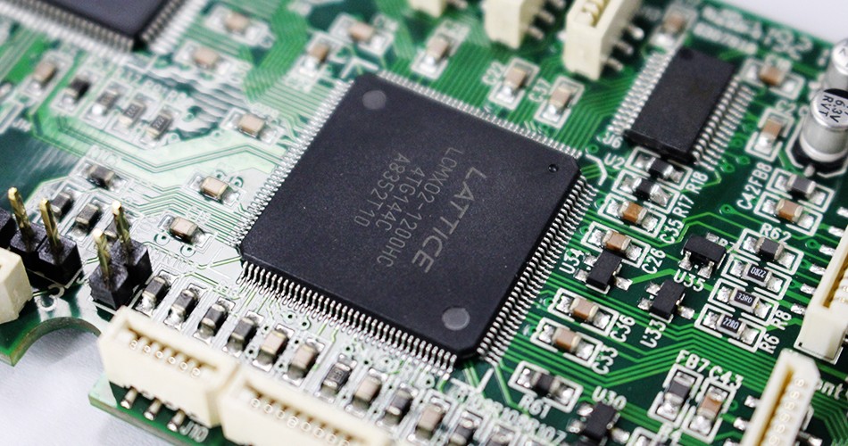 Como acelerar projetos por meio de melhorias na eficiência da fábrica PCBA?